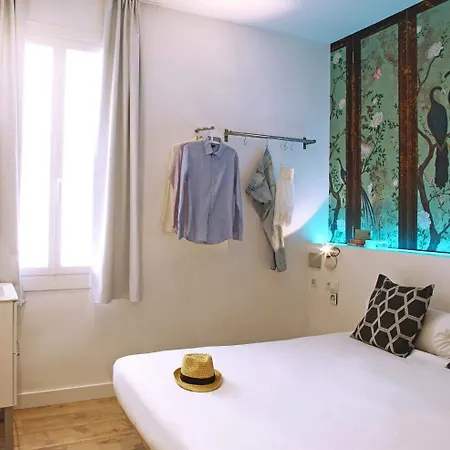 Chic & Basic Tallers Gæstehus Barcelona