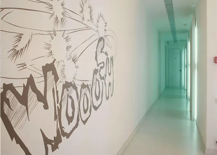 Chic & Basic Tallers 3* Barcellona