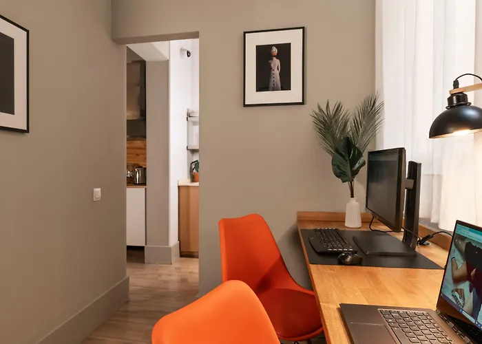 Chic & Basic Tallers Πανσιόν 3*