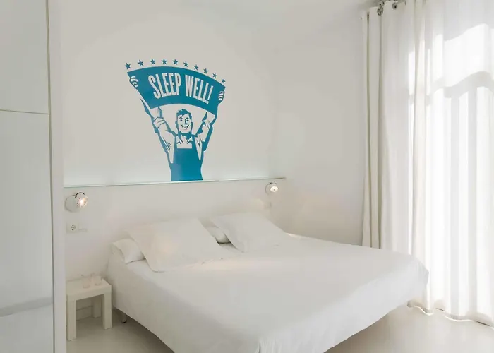 Chic & Basic Tallers