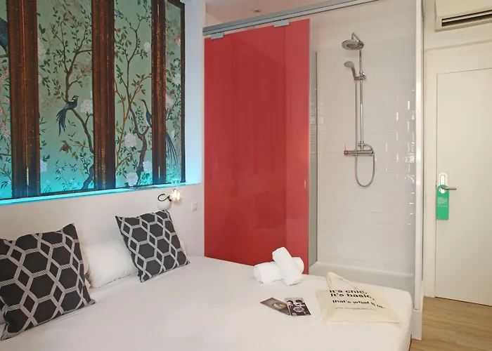 Pensjonat Chic & Basic Tallers 3*